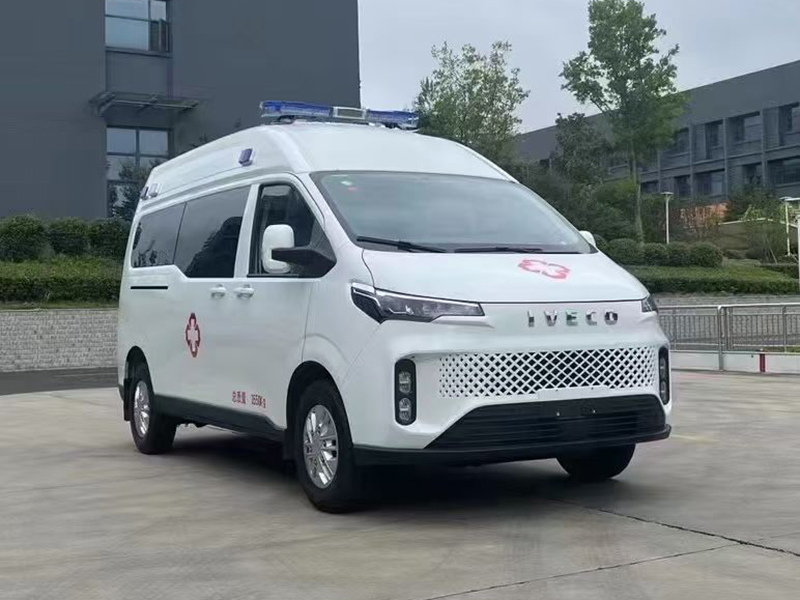 2023款依維柯救護車
